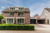 Distel 6, Luyksgestel