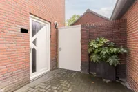 Lijsterstraat 2, Hapert