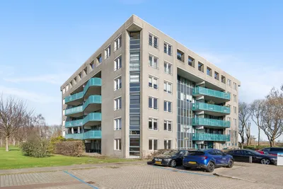 Zeezigt 378, 1111TT, Diemen, Noord-Holland