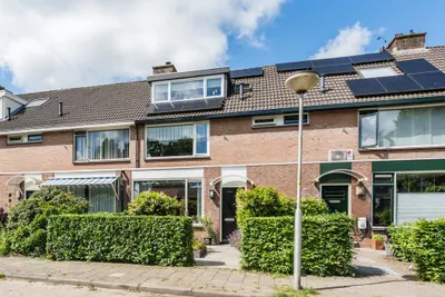Emmalaan 30, 2481BA, Woubrugge, Zuid-Holland