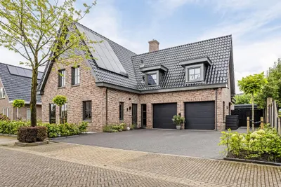 Hortensialaan 8, 4661TD, Halsteren, Noord-Brabant