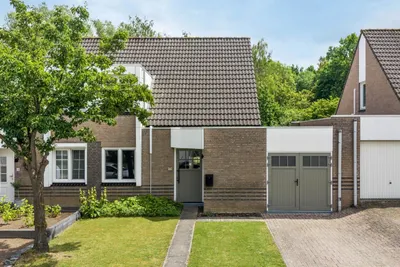 Berlagestraat 16, 6412ZX, Heerlen, Limburg