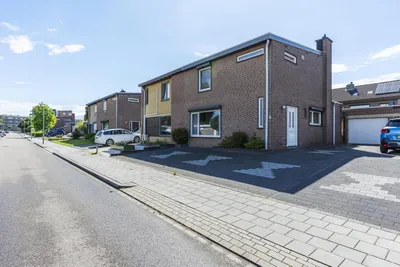 Jurgenslaan 6, 6373GN, Landgraaf, Limburg