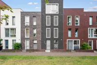 De Slinger 15, Houten