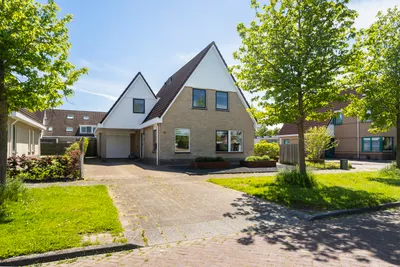 Skûtsje 33, 9051PS, Stiens, Friesland