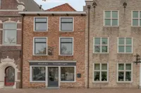 Markt 21, Ijzendijke