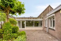 Eidereend 52, Emmen