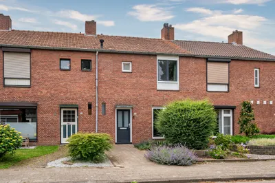 Van Stepraethstraat 8, 5975XR, Sevenum, Limburg