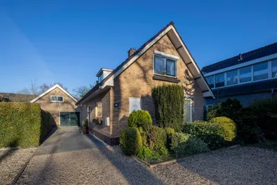 Adelaarslaan 49, 7331GA, Apeldoorn, Gelderland