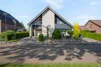 Hovenweide 8, Geleen