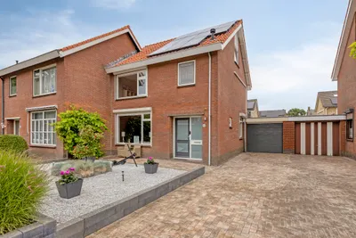 Grevelingenstraat 16, 4311GC, Bruinisse, Zeeland