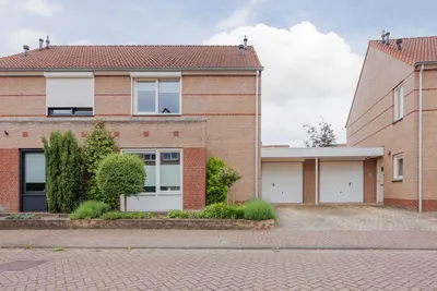 Van Sonsveldstraat 19, 5961SJ, Horst, Limburg