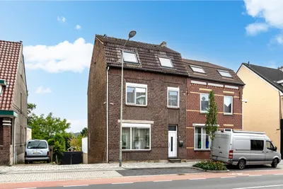 Op de Heugden 48, 6371XM, Landgraaf, Limburg