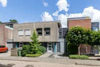 Steilsteven 64, Papendrecht