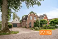 Dorpsstraat 32, Nijeveen