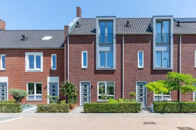 Burgemeester mr W C Tackstraat 19, 4041VM, Kesteren, Gelderland