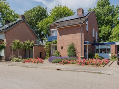 De Lom de Berghlaan 31, 5973NK, Lottum, Limburg