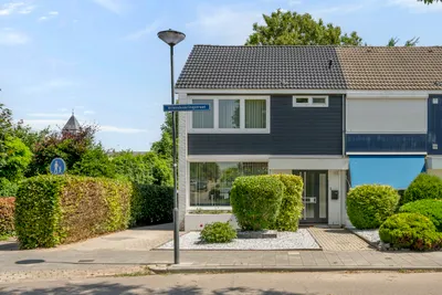 Vriendenkringstraat 1, 6141LG, Limbricht, Limburg