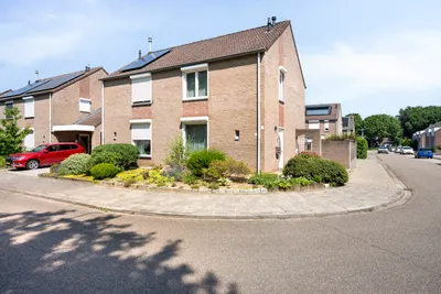 Maria van Bourgondiëstraat 1, 6137HN, Sittard, Limburg