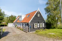 De Klinker 42, Kapelle