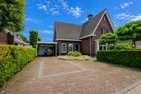 Kamperfoeliestraat 30, 's-gravenpolder