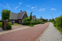 Kamperfoeliestraat 30, 's-gravenpolder