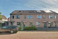 Ligusterstraat 8, 's-gravenpolder