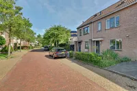 Ligusterstraat 8, 's-gravenpolder