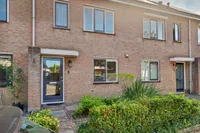 Ligusterstraat 8, 's-gravenpolder