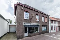 Steenstraat 11, Limbricht