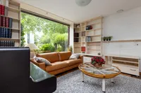 Laan van Nederhoven 70, Zwijndrecht