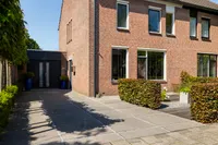 Haarbeemd 57, Bavel