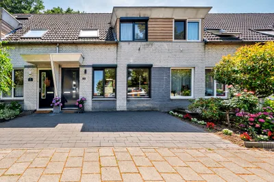 Kapelaan Nausstraat 25, 5915BA, Venlo, Limburg