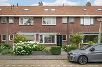 Surinamesingel 45, Vlaardingen
