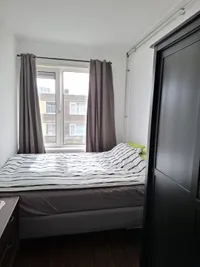 Schoklandsestraat 16-C, Rotterdam