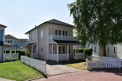 Nieuwe Zeedijk 1-313, 3221LZ, Hellevoetsluis, Zuid-Holland