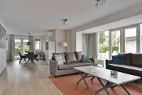 Nieuwe Zeedijk 1-17-VK, Hellevoetsluis