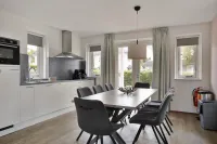 Nieuwe Zeedijk 1-17-VK, Hellevoetsluis