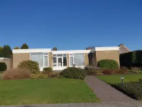 Burgemeester Visschersstraat 1, Ulestraten
