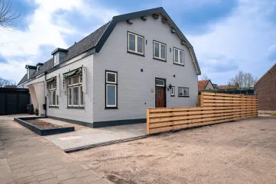 Dorpstraat 2, 2152BB, Nieuw-Vennep, Noord-Holland