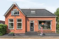 Fabrykswei 25, Oudega