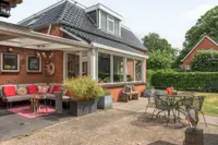 Fabrykswei 25, Oudega