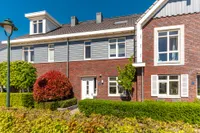 Van Eijdenplantsoen 15, Eemnes