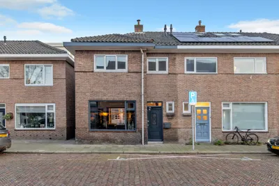 C.H. Moensstraat 36, 1942EC, Beverwijk, Noord-Holland