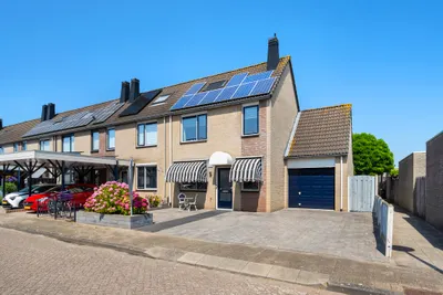 Maarten Trompstraat 30, 3223SL, Hellevoetsluis, Zuid-Holland