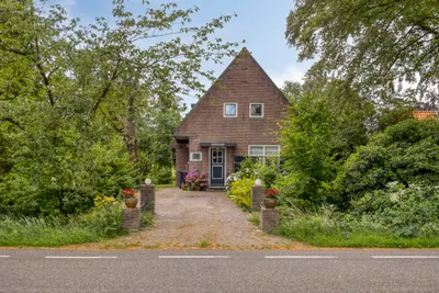 Julianalaan 24, 5109RJ, 's Gravenmoer, Noord-Brabant