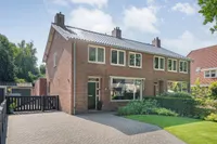Esweg 100, Beilen