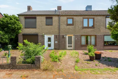 Eenbesweg 14, 6118EX, Nieuwstadt, Limburg