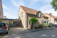 Nierslaan 44, Helmond