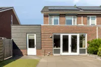 Molendwarsstraat 10, Nederhemert